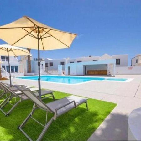 2 Bedroom Atlantic View Apartment Puerto del Carmen  Eksteriør billede